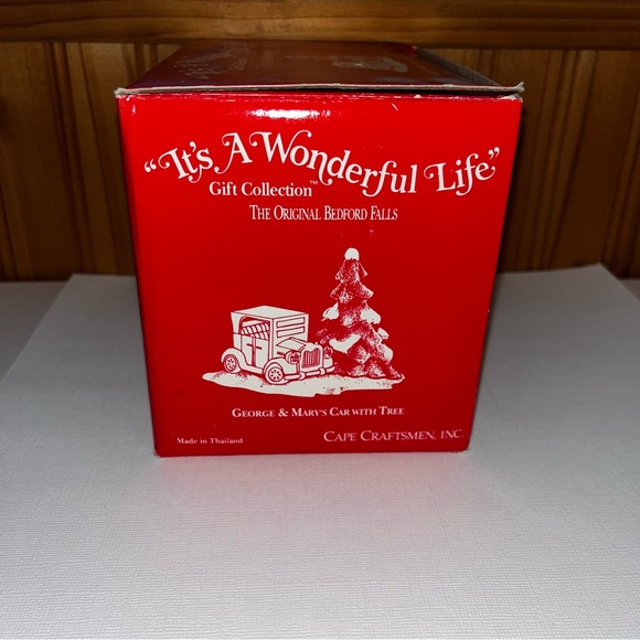 Vintage The Original Bedford Falls It’s a Wonderful Life George and Mary’s Car - Picture 9 of 13